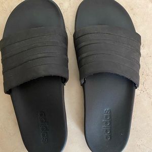 Women’s Adidas slides